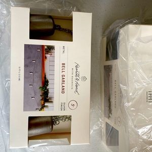 New in plastic 5ft bell Garland